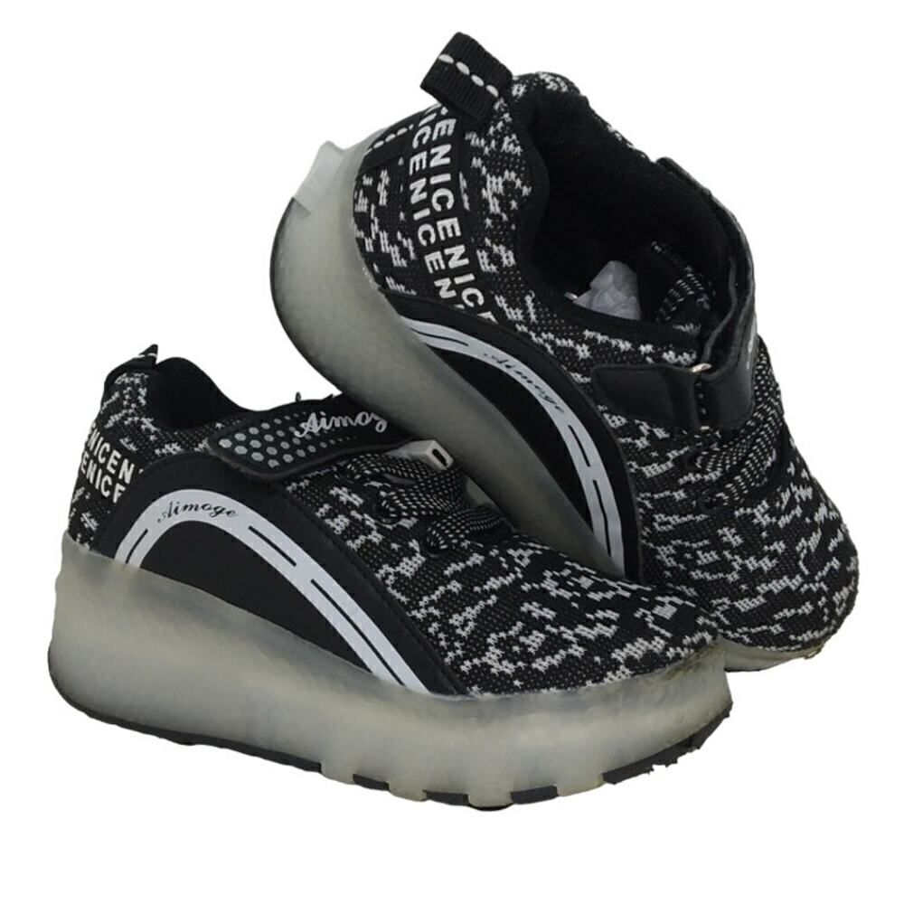 Aimoge Boys Pre-owned Black w/White Accents Roller Skate Sneakers - sz. 13C